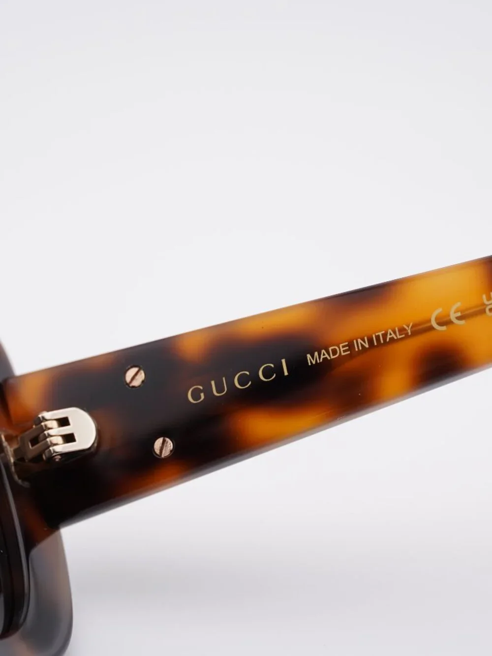 Gucci model gg1979sk